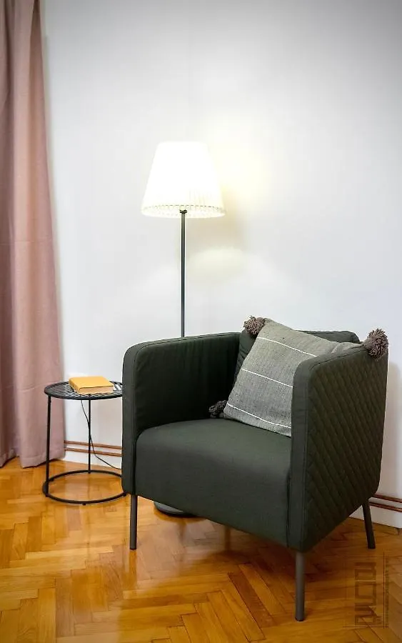 S Q U A Re Palace Gallery//Apartment Bucharest 0*,  Romania